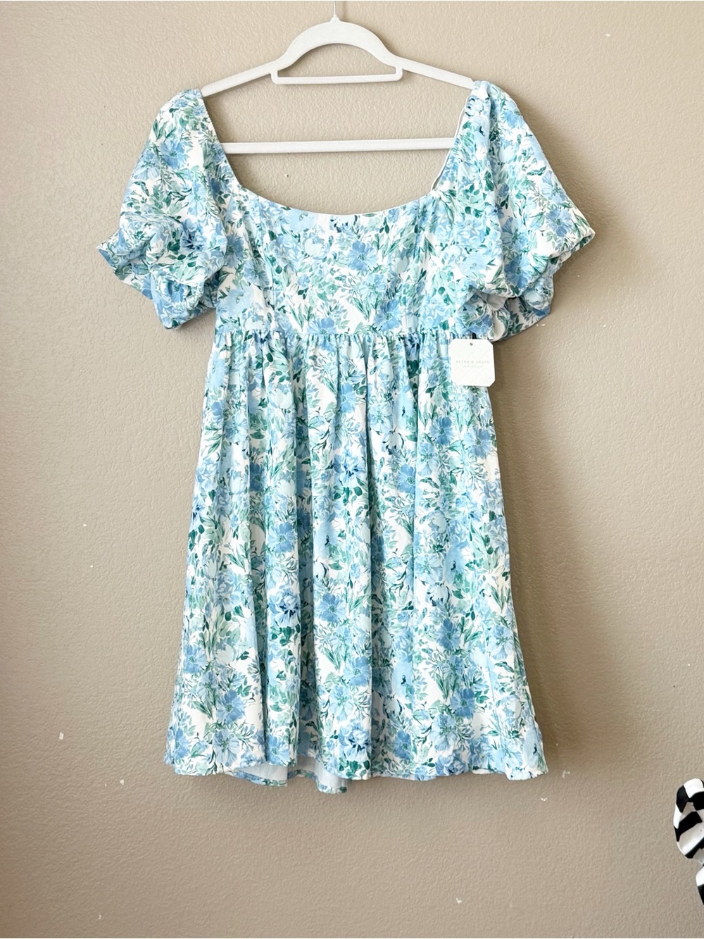 Altar'd State Light Blue & Green Floral Puff Sleeve Mini Dress size medium